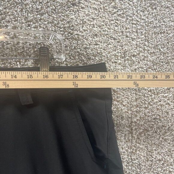 Amazon Shorts Mens Extra Large Black Employee Uniform Cargo Pockets Logo Work - Picture 3 of 11